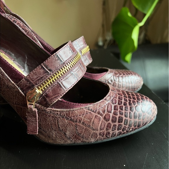 BCBGIRLS Plum Croc Leather Maryjane Chunky Heels Very Preloved Size 9 - Picture 6 of 11